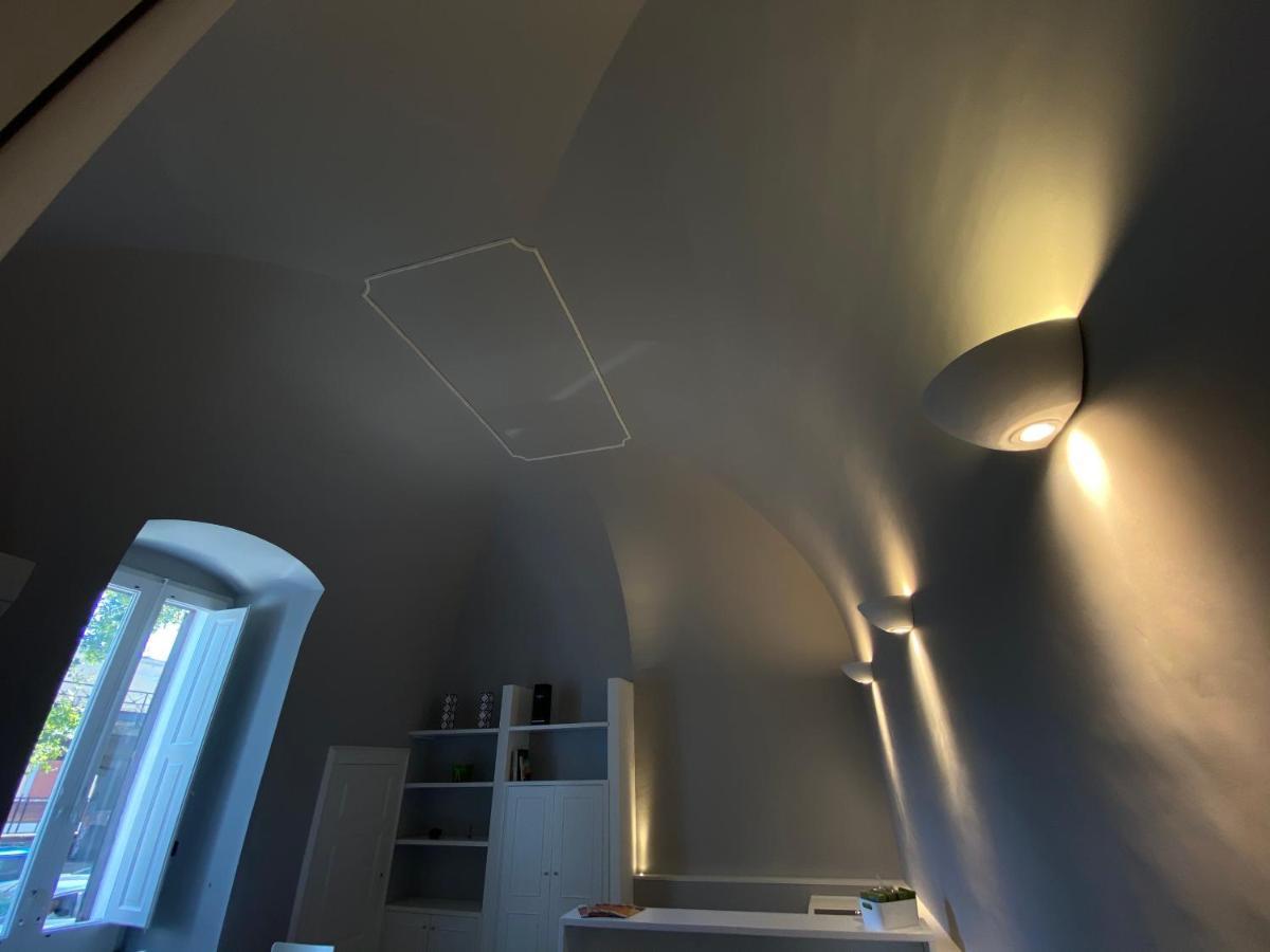 Suite 261 - Intero Appartamento Nel Centro Di Bari Kültér fotó