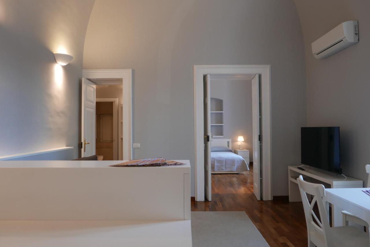 Suite 261 - Intero Appartamento Nel Centro Di Bari Kültér fotó