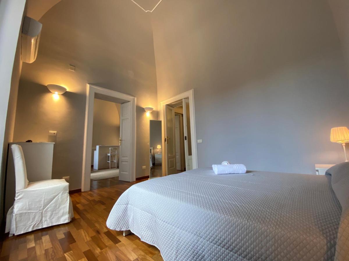 Suite 261 - Intero Appartamento Nel Centro Di Bari Kültér fotó