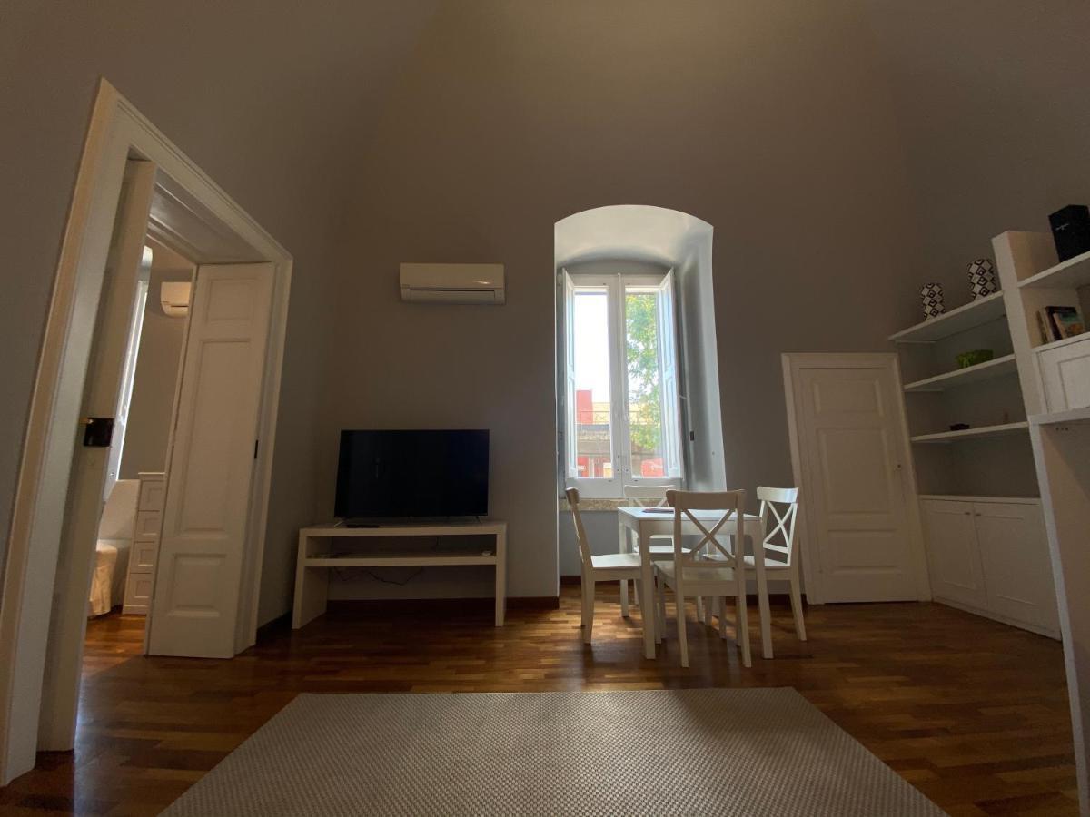Suite 261 - Intero Appartamento Nel Centro Di Bari Kültér fotó
